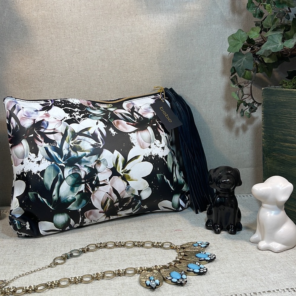 “bebe” Large Cosmetic Bag - NWT